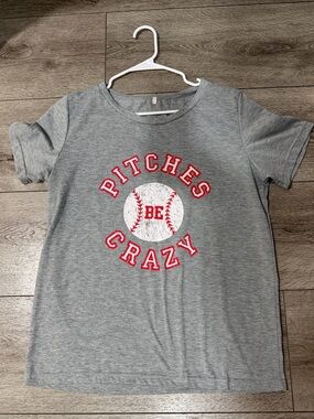 Womens' Grey 'Pitches Be Crazy' Short Sleeve Graphic Tee